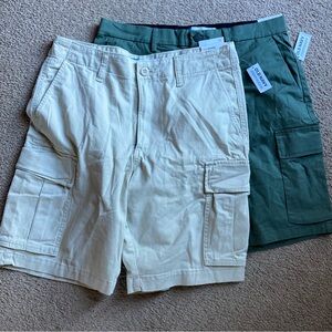 Old Navy Men's Cargo Shorts - Cream and Green